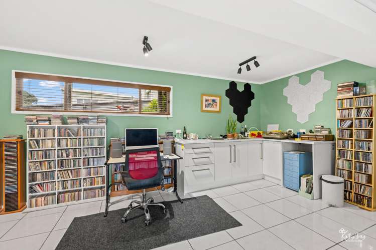 6 Bayly Street Baylys Beach_25