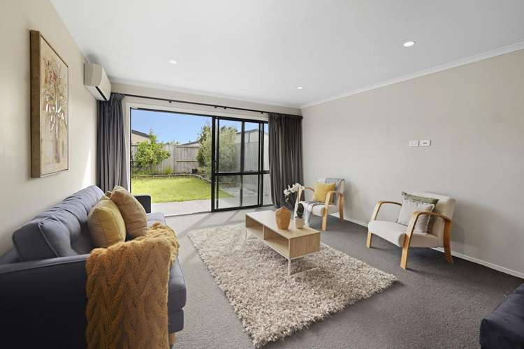 Unit 1/11 Mana Drive Baverstock_5