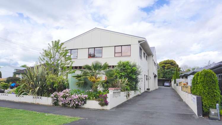2/106 Macfarlane Street Hamilton East_16