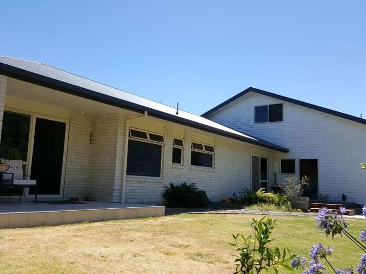 108 Potae Avenue Lytton West_13