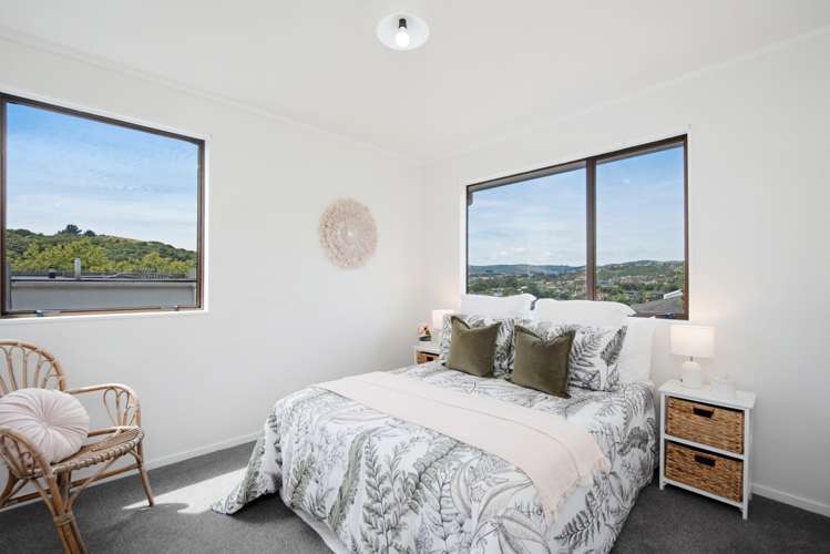 90 Ayton Drive Whitby_11