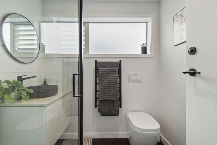 1/2a Earnoch Avenue Takapuna_23