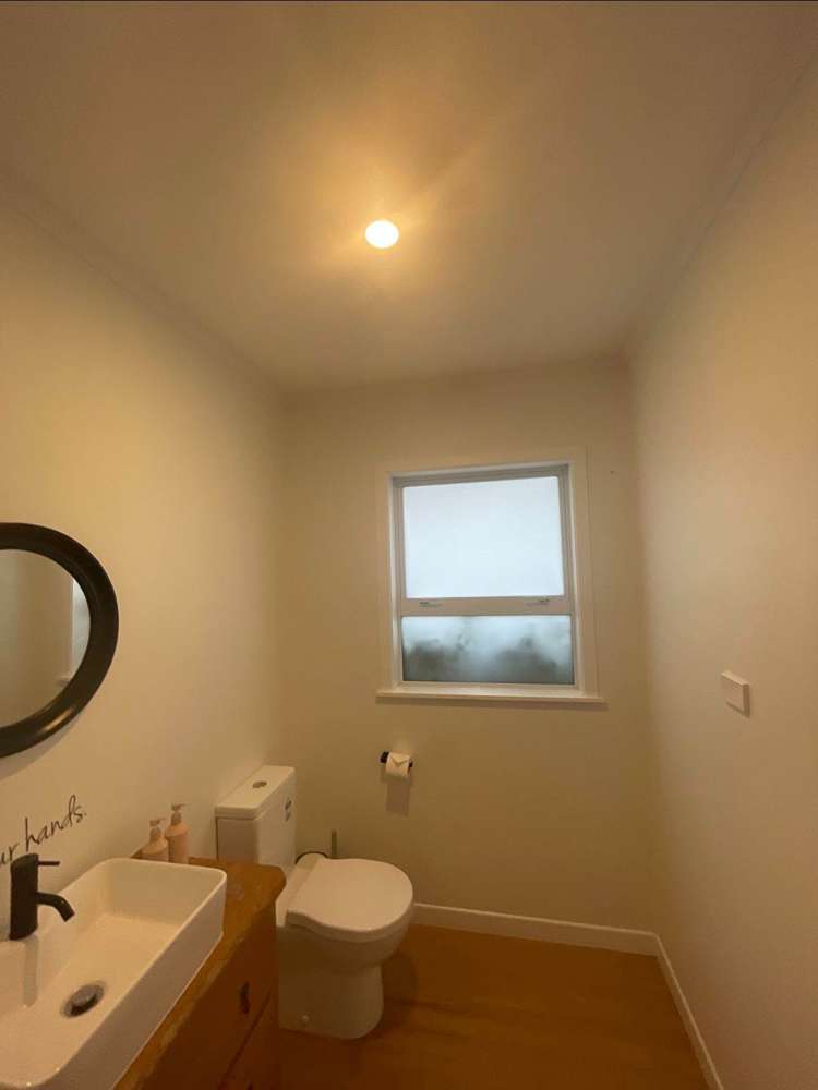 22 Crawford Avenue Mangere Bridge_14