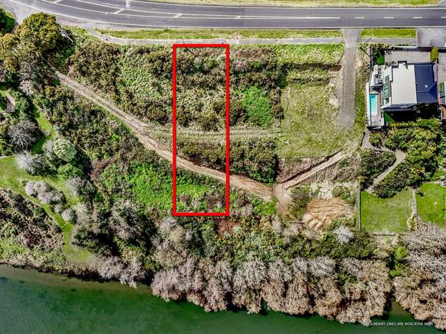 1909 River Road, Flagstaff, Hamilton