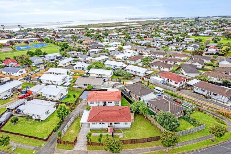 1/24 Kennington Dr Clendon Park_23