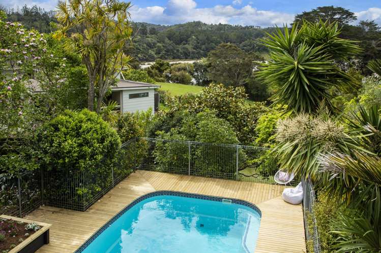 19 Valerie Crescent Okura_14