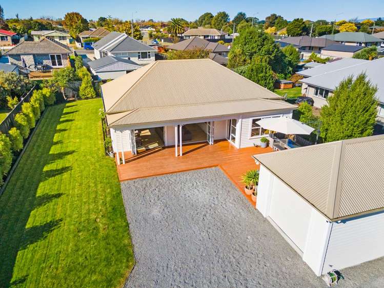 52 Greenhaven Drive Burwood_19