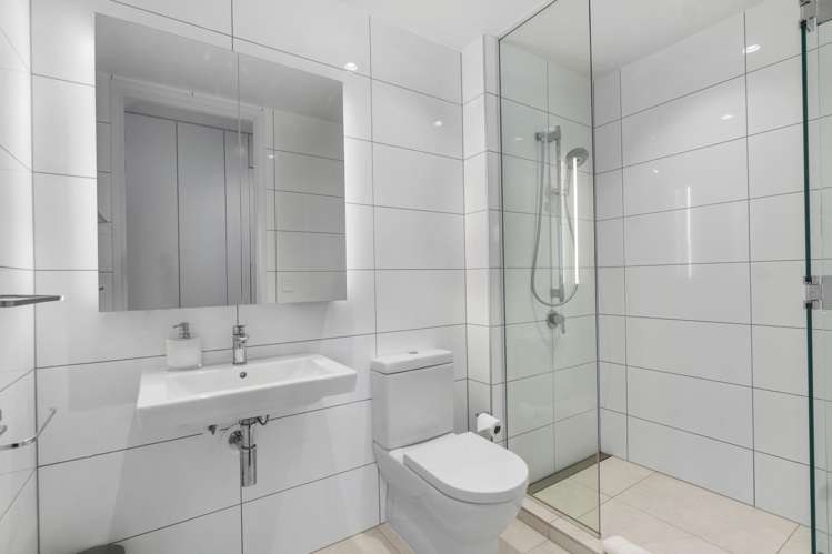 709/223B Green Lane West Epsom_10