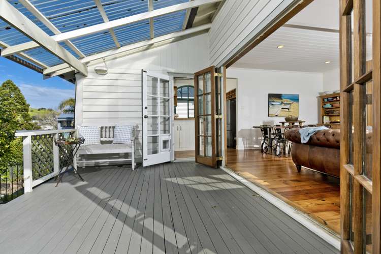 11 Ascot Avenue Narrow Neck_13