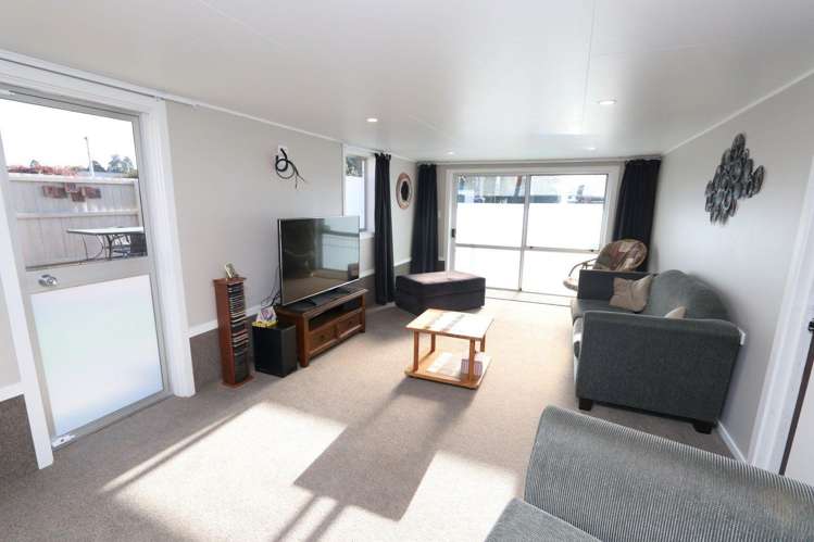 2/179 Harrison Street Allenton_5