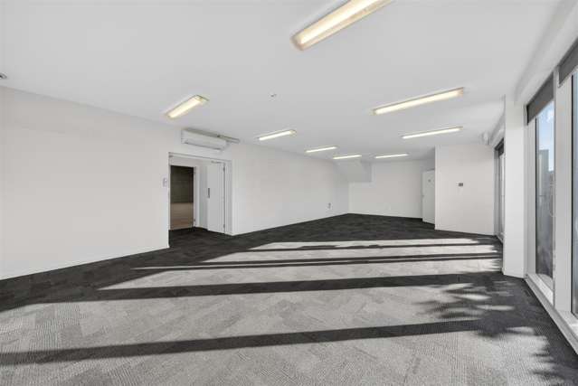5/2 William Lewis Drive Sockburn_4