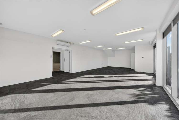 5/2 William Lewis Drive Sockburn_4