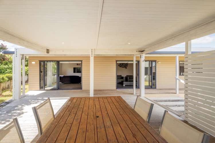 104 Sands Crescent Matarangi_3