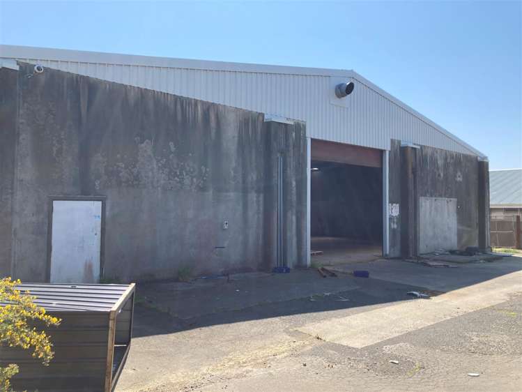 Rear Warehouse, 13 Raiha Street Elsdon_1