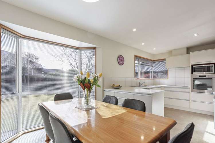 30 Carmana Gardens_5