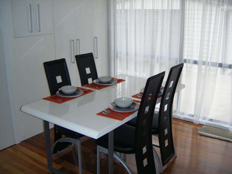 18 Buller Crescent Manurewa_7