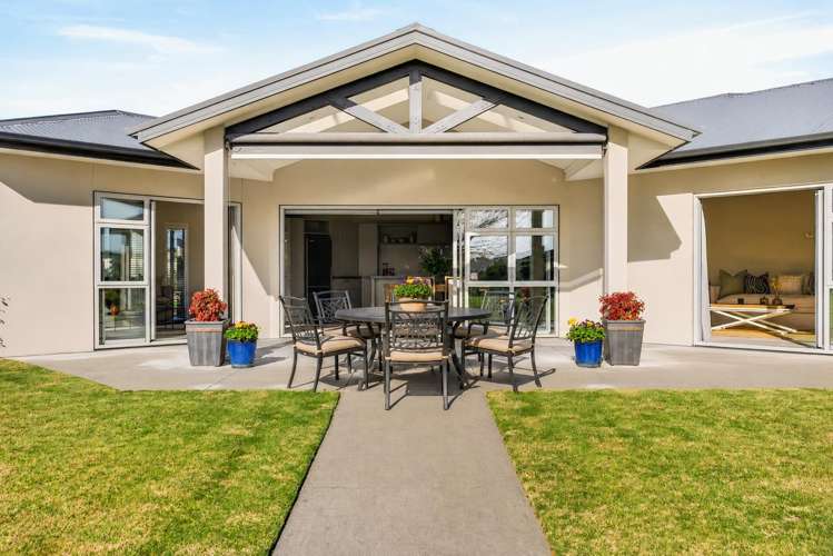 7 Donald Place Frimley_19