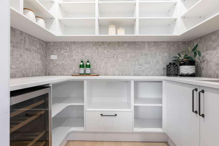 6 Smithson Street Wainui_11