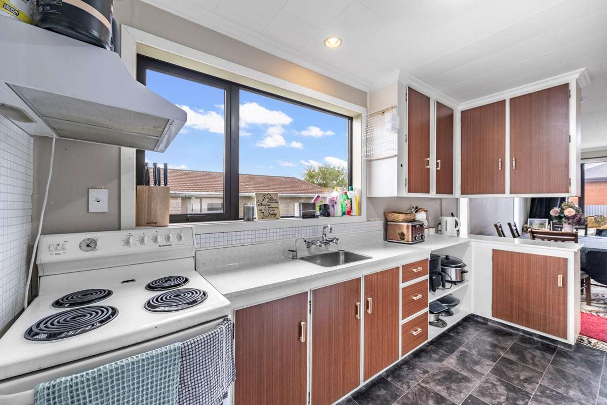 4/90 Balmoral Drive_2