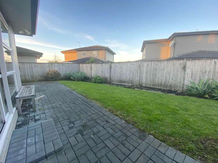 27 Brookview Drive Flat Bush_12