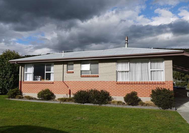 2 Ancrum Street Roxburgh_18