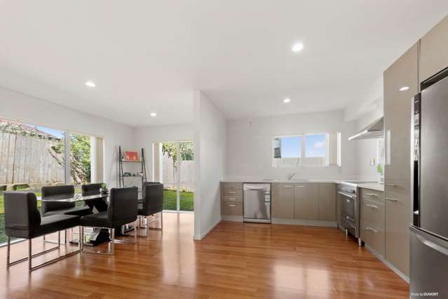 10 Merlot Way Te Atatu South_1