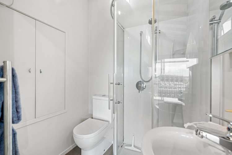 16 Barclay Place Kamo_16