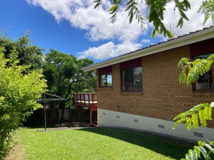 25 Nui Mana Place Te Atatu South_18