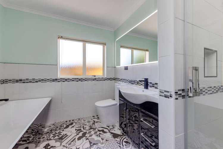 39 Blackwood Drive Wattle Downs_5