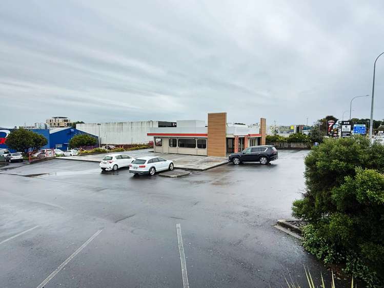 525-529 Ellerslie Panmure Highway Mt Wellington_11