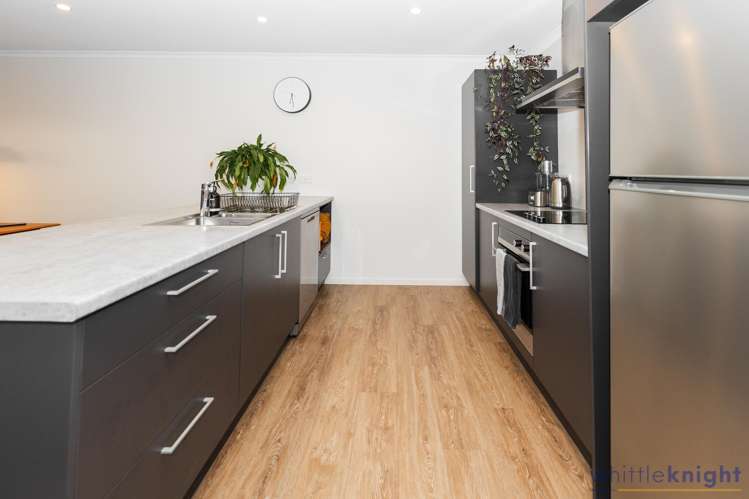 34 Sholto Duncan Crescent Halswell_9