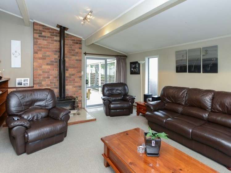 12 Stiles Avenue Waipukurau and Surrounds_8