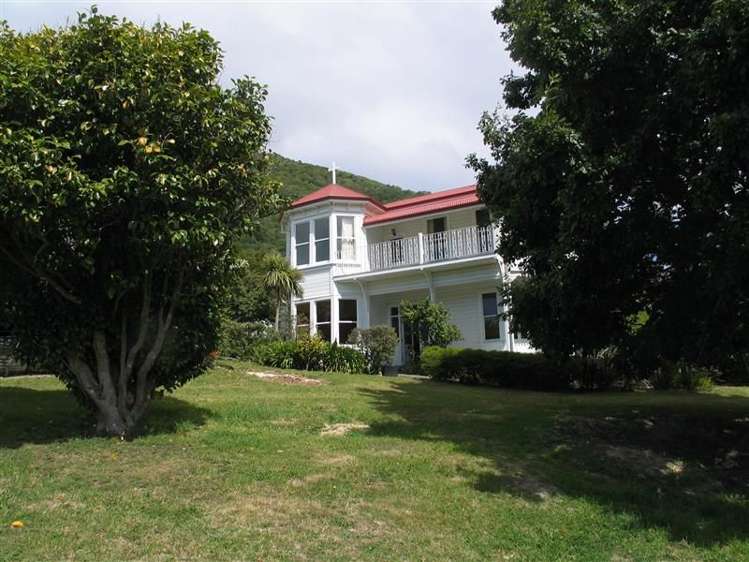 123 Wellington Street Picton_14