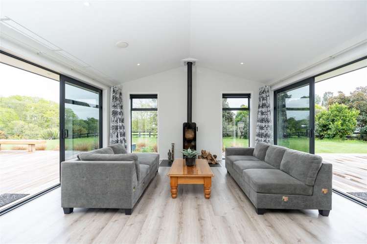 4a Twin Oaks Drive Tamahere_1