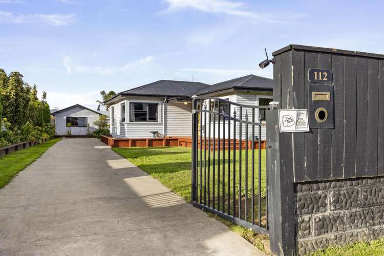 112 Glover Road Hawera_25