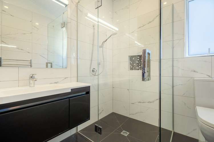 110 Motu Capri Pauanui_10