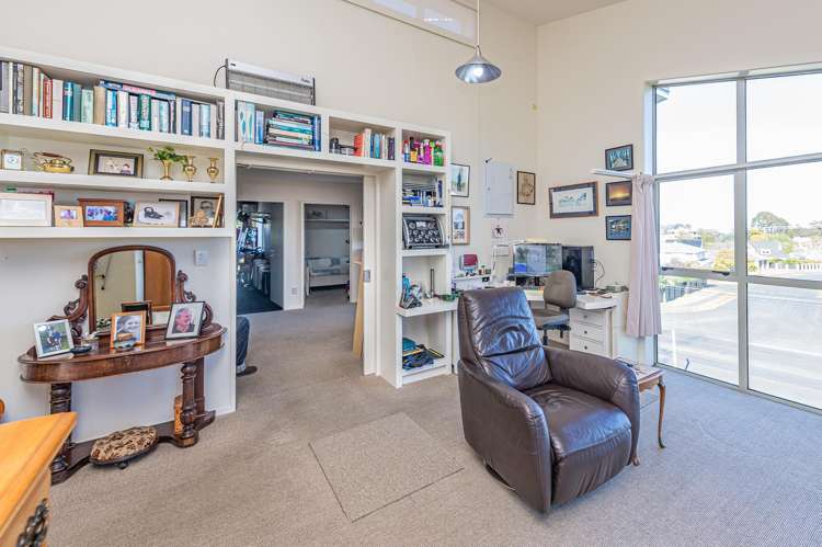10 Lithgow Drive Otamatea_10