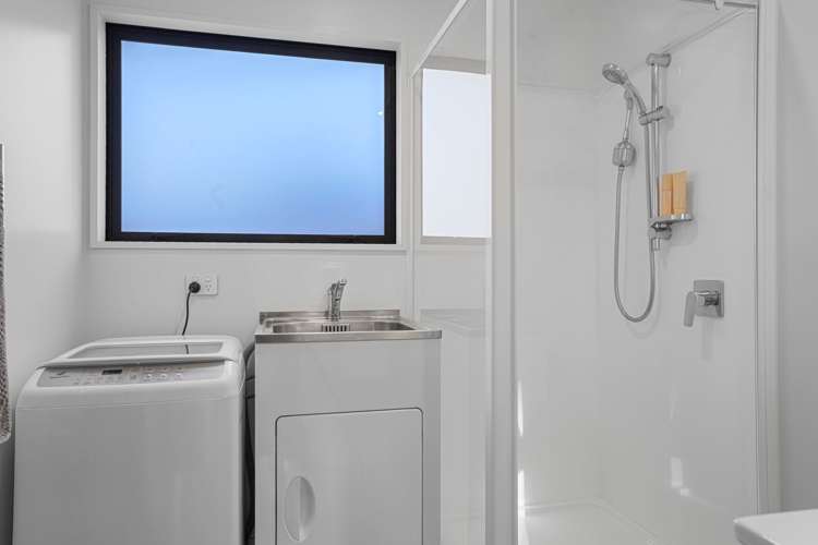 3/129 Aikmans Road Merivale_10