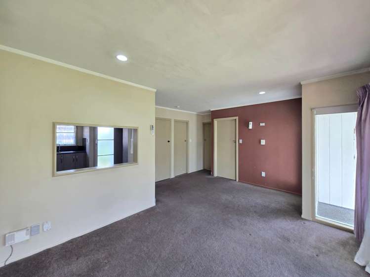 2/29A Hoteo Avenue Papatoetoe_3