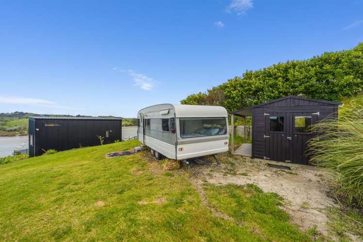 13a Emay Crescent Pahi_14