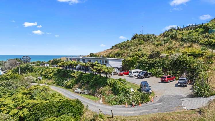 53 North Street Mokau_26