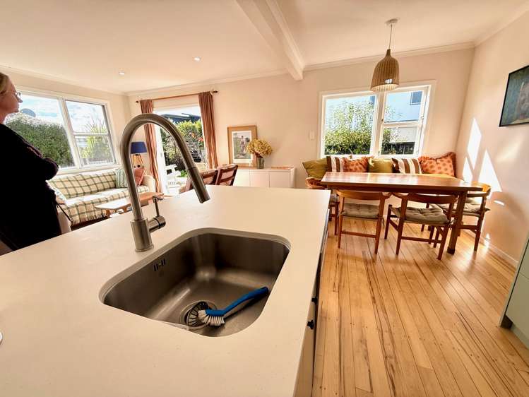 19 Lorenzen Bay Road Raglan_21