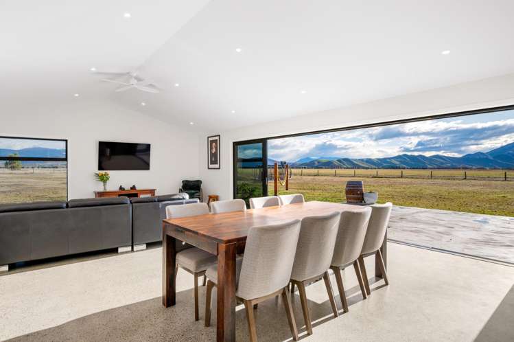 23 Hardacre Place Omarama_7