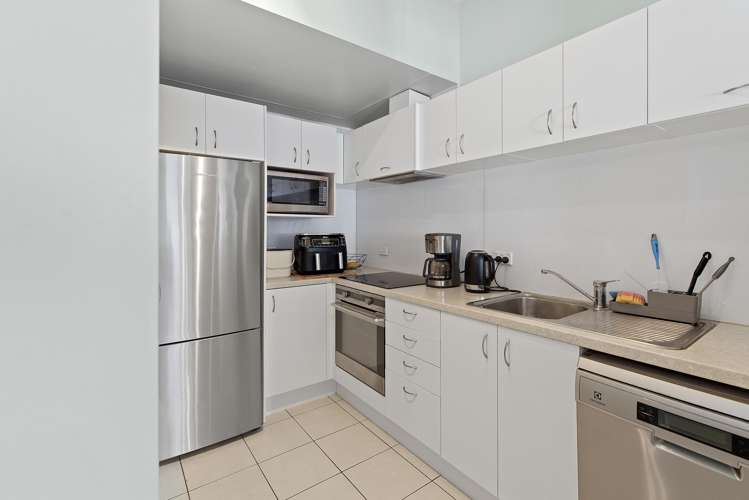 3f/5 Parliament Street Auckland Central_10