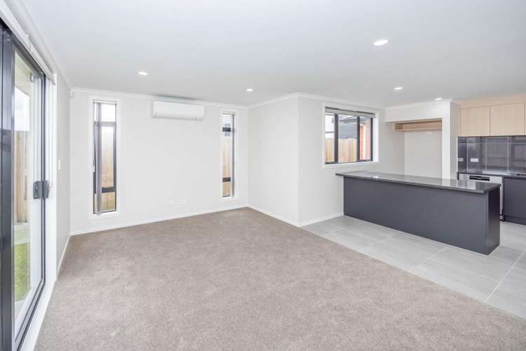 2/57 Waireka Road Rototuna_9