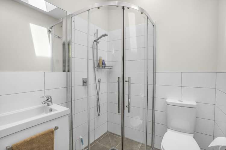 23 Marine Parade Eastbourne_8