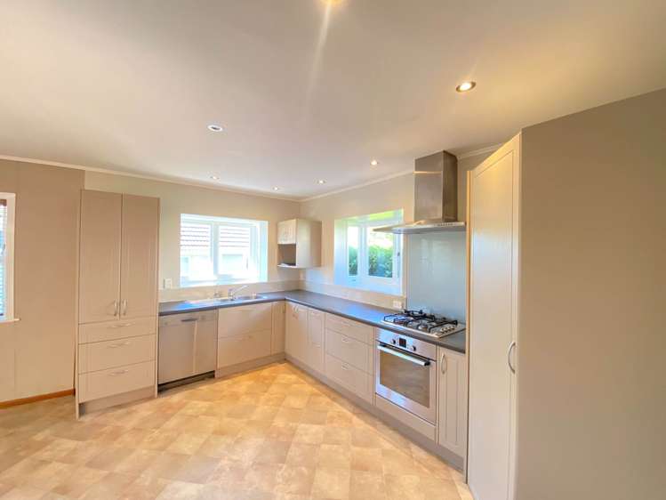 Cajero Place Green Bay_5