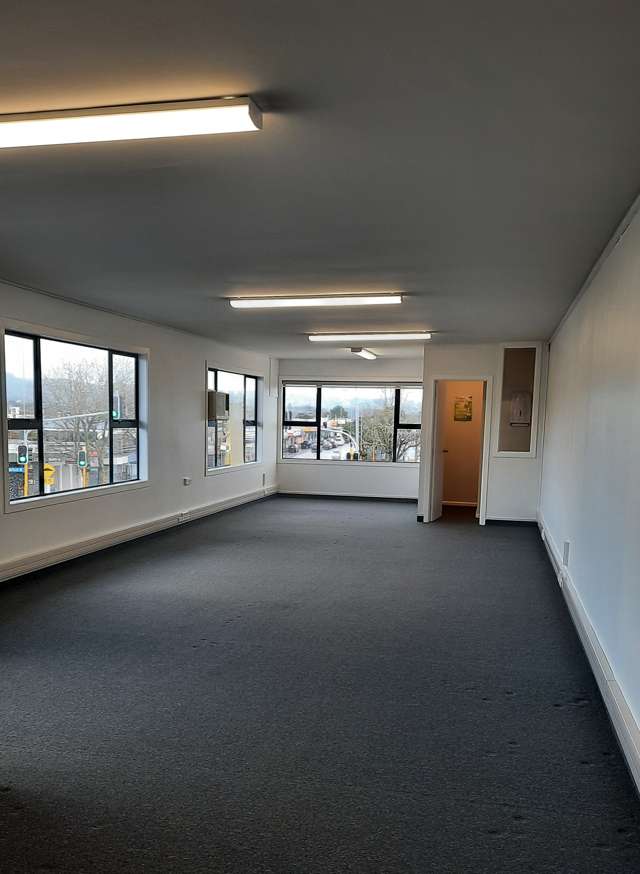 Office 1/141 West Coast Road Glen Eden_3