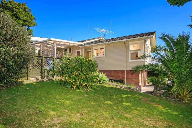22 Stott Avenue Birkdale_14
