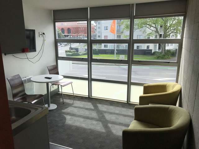 212/133 Beach Road Auckland Central_3